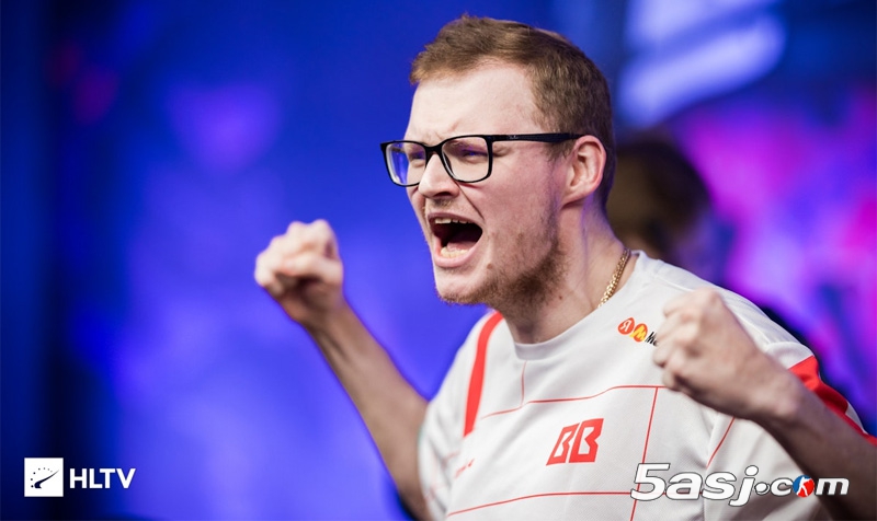 Boombl4專訪：BetBoom線下賽首秀3-1晉級(jí)，坦言Ax1Le狀態(tài)掙扎但仍是關(guān)鍵先生