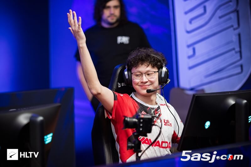 CS Major黑馬Nemiga晉級第三階段！khaN談殘局神操作與天才少年zweih
