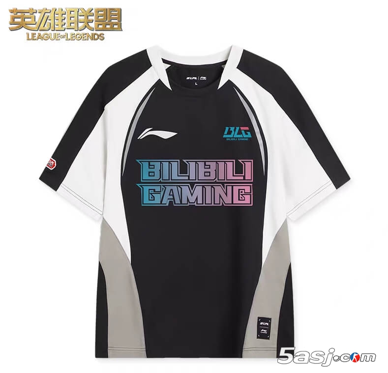 2025LPL戰(zhàn)隊MSI出征服正式發(fā)售 限量款外套999元 T恤399元