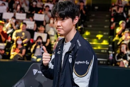 Chovy賽后坦言"多巴胺不足"！GEN零封KT卻自曝：團(tuán)戰(zhàn)全靠站位調(diào)整