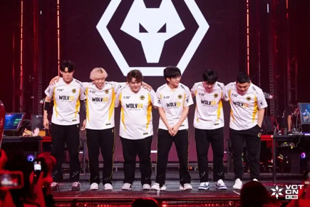 WOL教練Fayde含淚致歉：1-4慘敗無緣季后賽 承諾重組狼