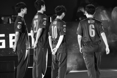 神奇！PSG成為全球唯一一支第三賽段BO5全敗卻進(jìn)S賽的