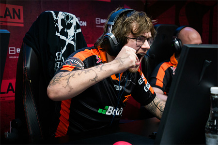 Gromov爆料：fnatic將下放CYPHER，招入jackasmo