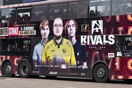 BLAST巔峰賽S2涂裝大巴空降香港！m0NESY、ZywOo、donk