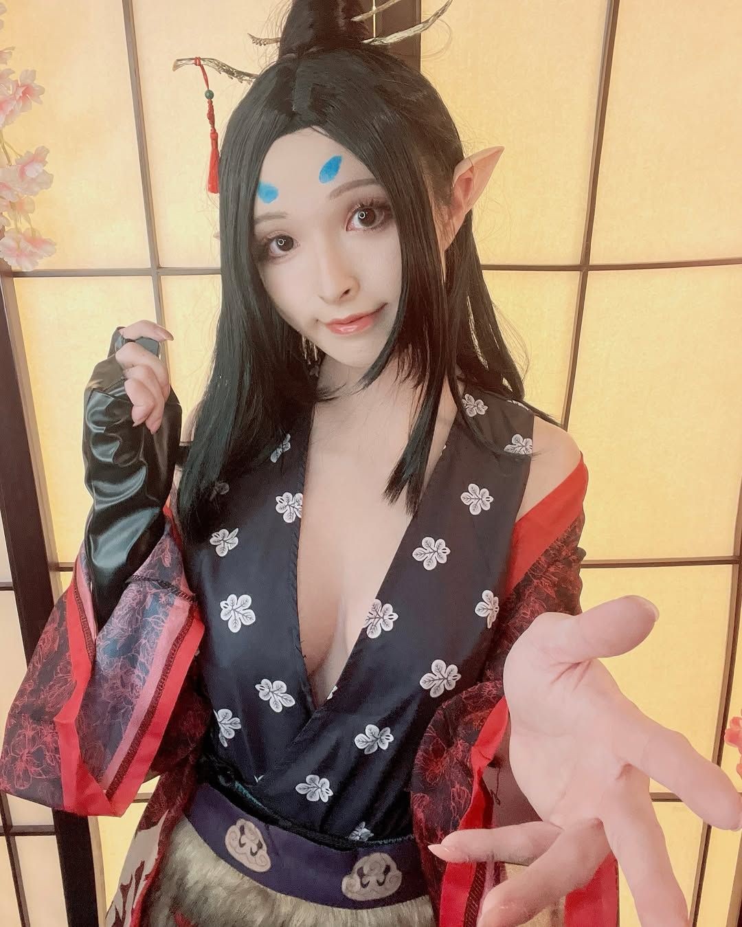 ins紅人“尼哥”的新Cos美圖：《黑神話》萍萍