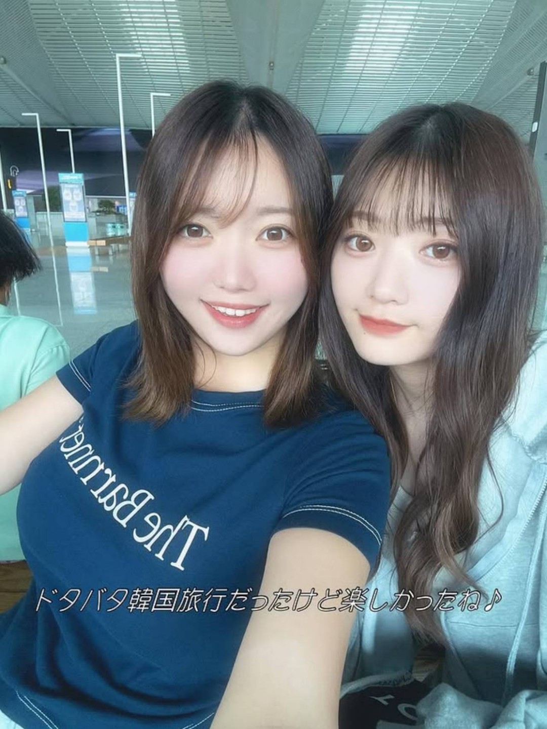 日本網(wǎng)紅まりちゃん 福利圖：擁有精致五官，傲人胸圍